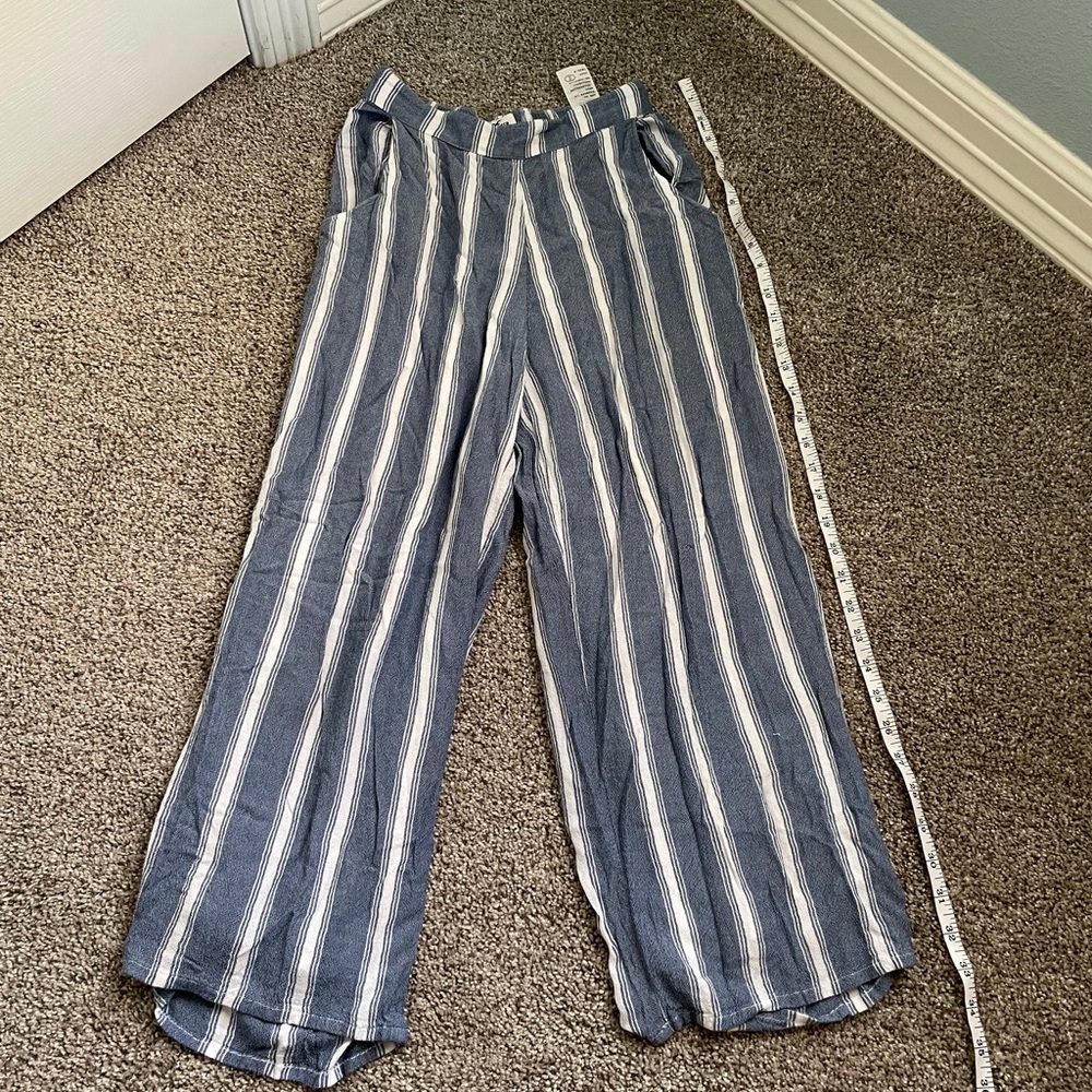 Hollister bottoms size XS